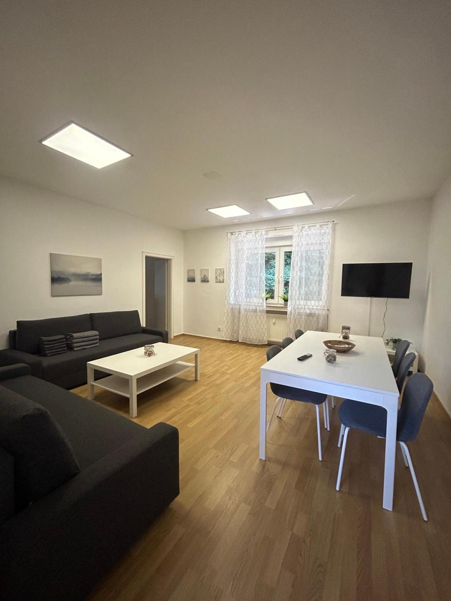 Gemuetliche Ferienwohnung - Voll Ausgestattet, Zentral Aber Ruhig ! 伍珀塔尔 外观 照片