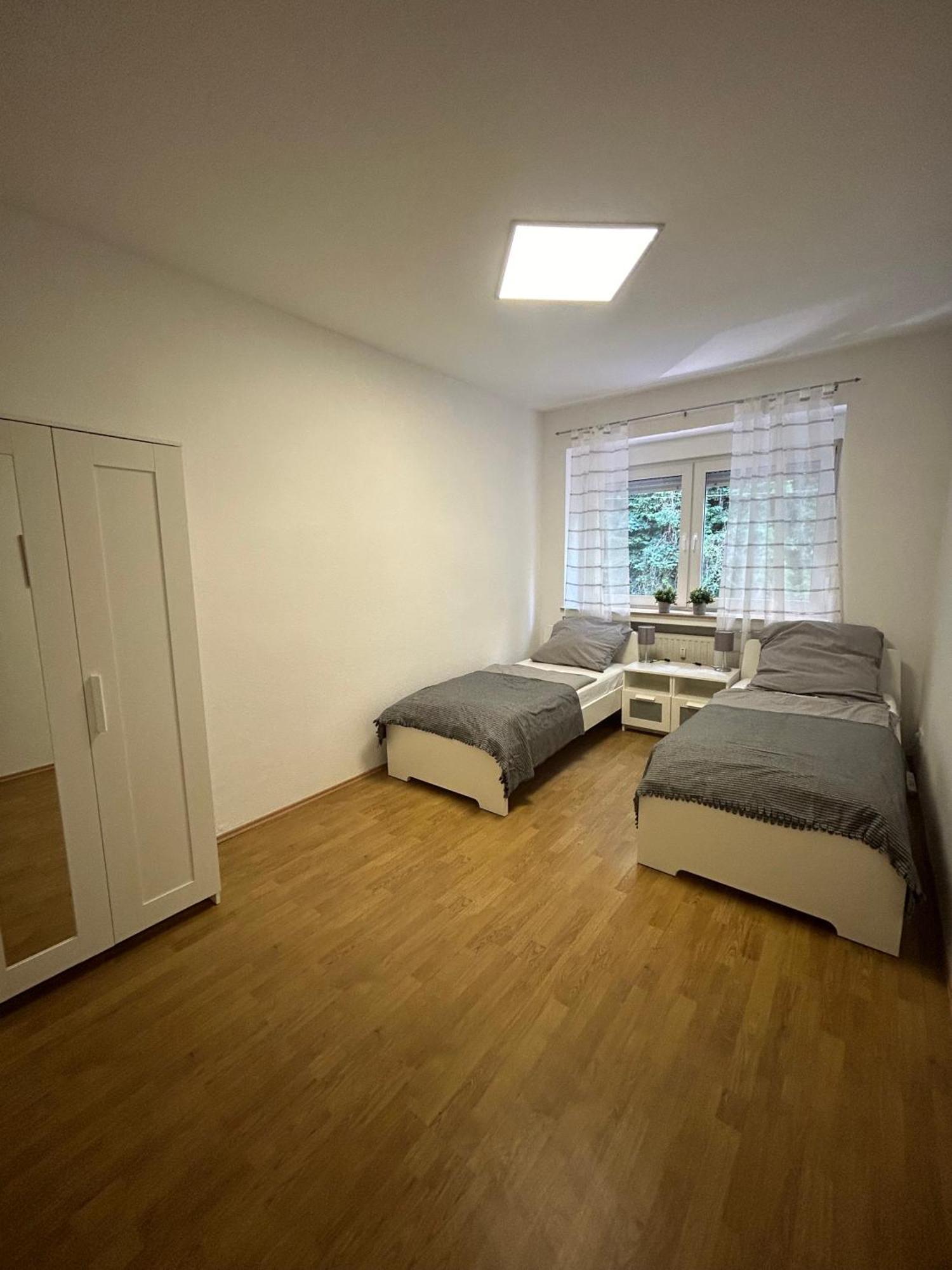 Gemuetliche Ferienwohnung - Voll Ausgestattet, Zentral Aber Ruhig ! 伍珀塔尔 外观 照片