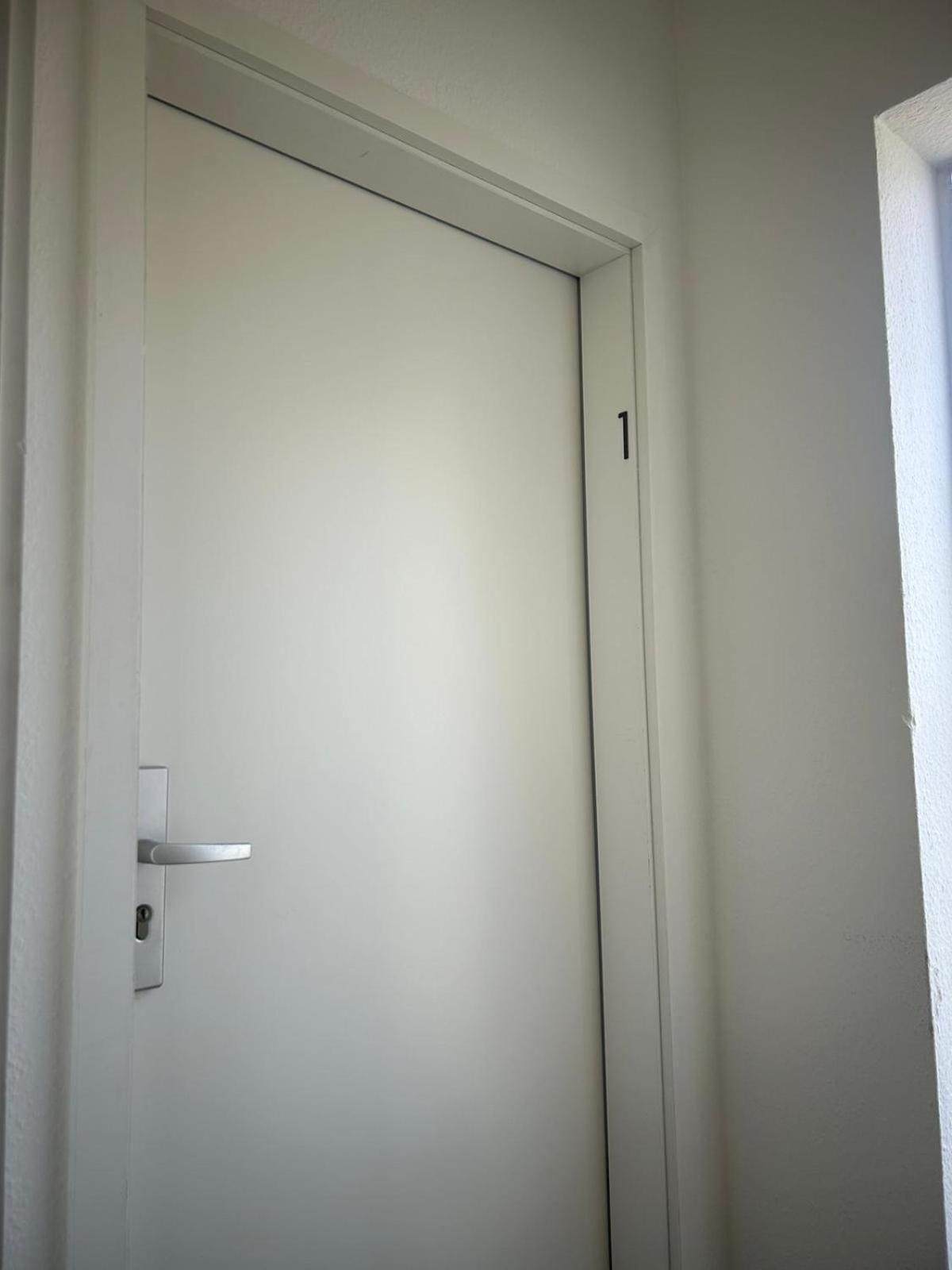 Gemuetliche Ferienwohnung - Voll Ausgestattet, Zentral Aber Ruhig ! 伍珀塔尔 外观 照片