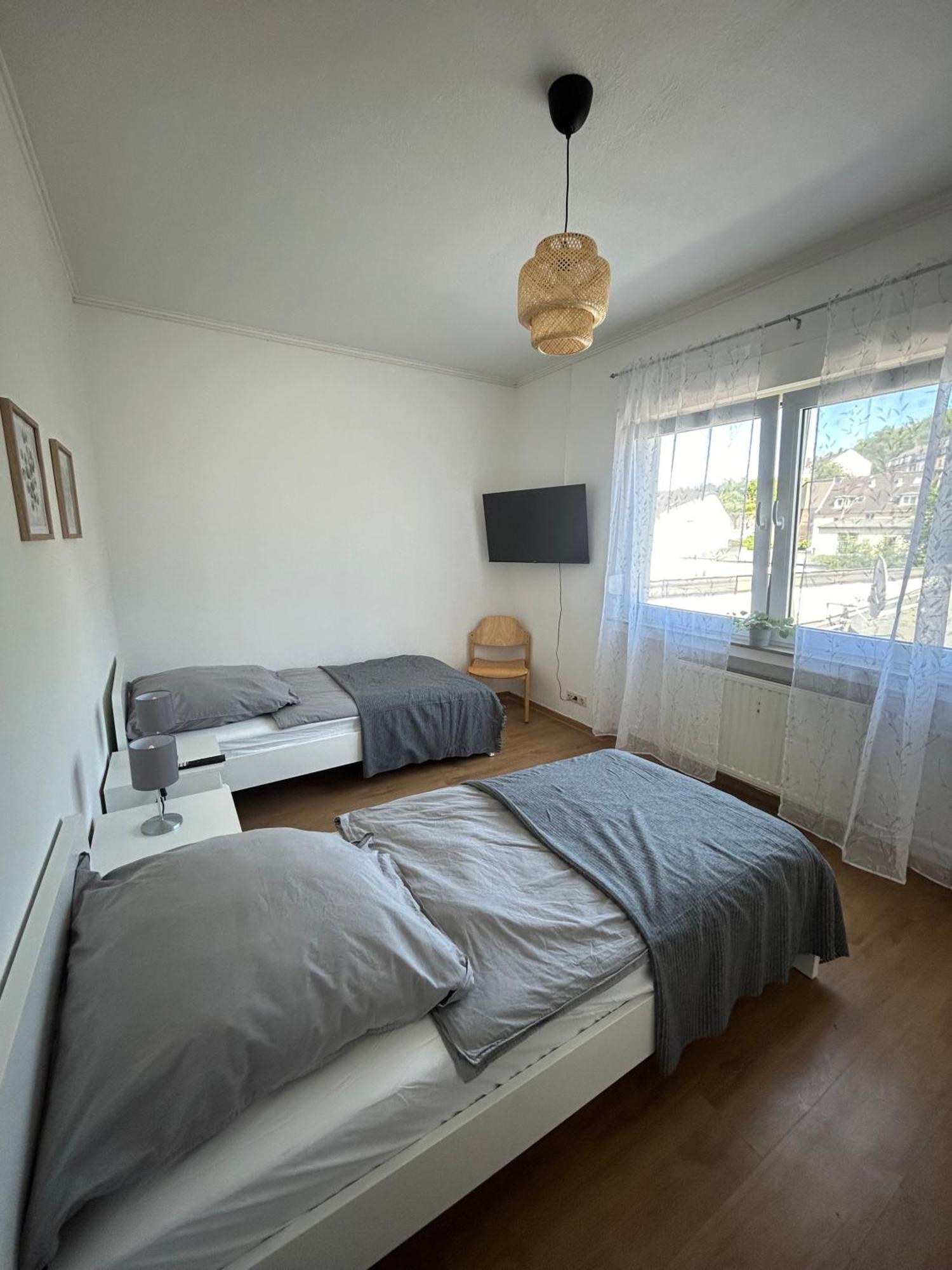 Gemuetliche Ferienwohnung - Voll Ausgestattet, Zentral Aber Ruhig ! 伍珀塔尔 外观 照片
